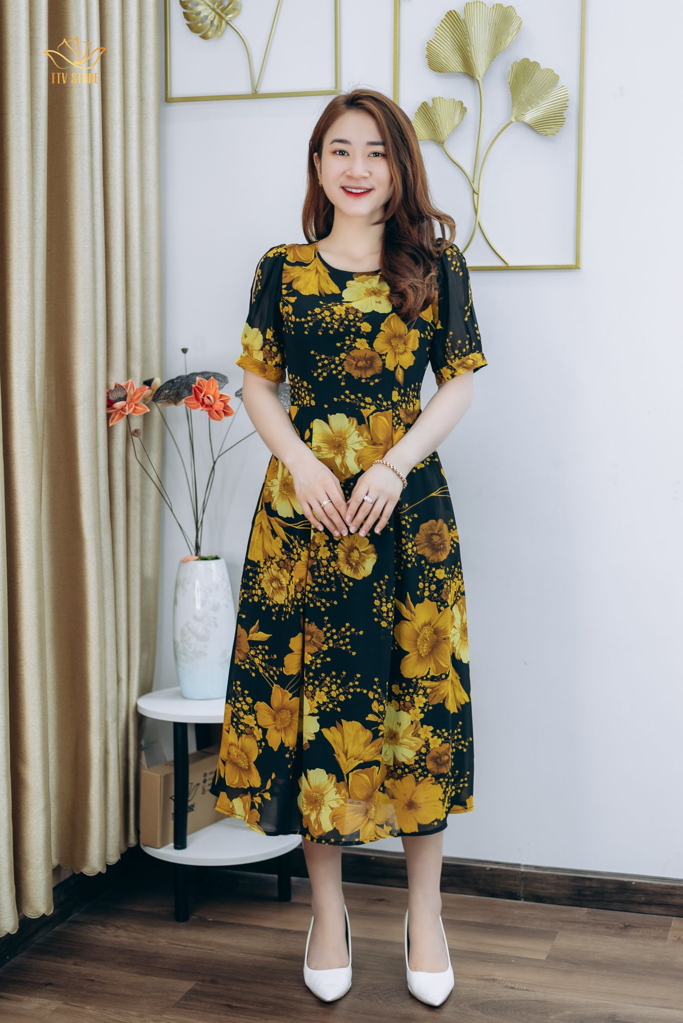 Đầm xòe - Cổ tròn tay bo - AH - Đen hoa vàng - TTV1266