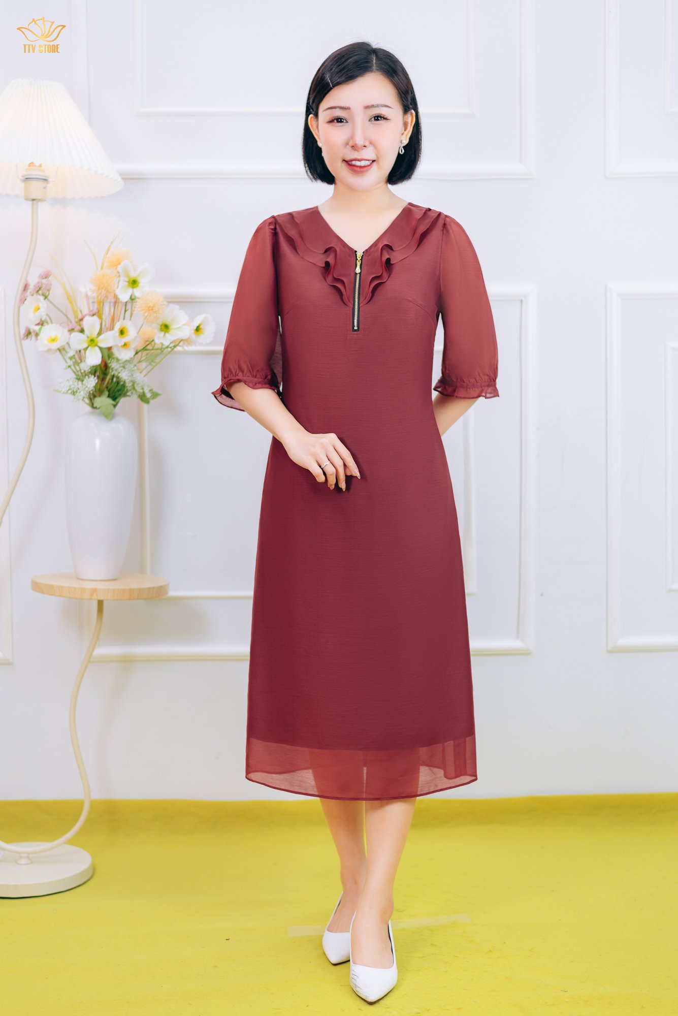 Đầm suông - Cổ tim bèo dây kéo tay lỡ - CV - Đỏ đô - TTV1876