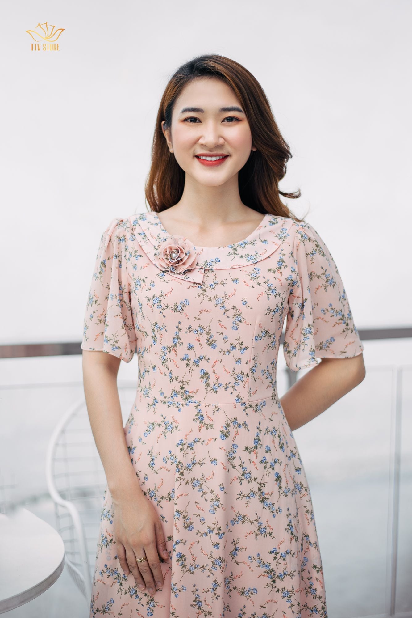 Đầm xoè - Cổ tròn tay ngắn - Kem hoa nhí - TTV993#  *