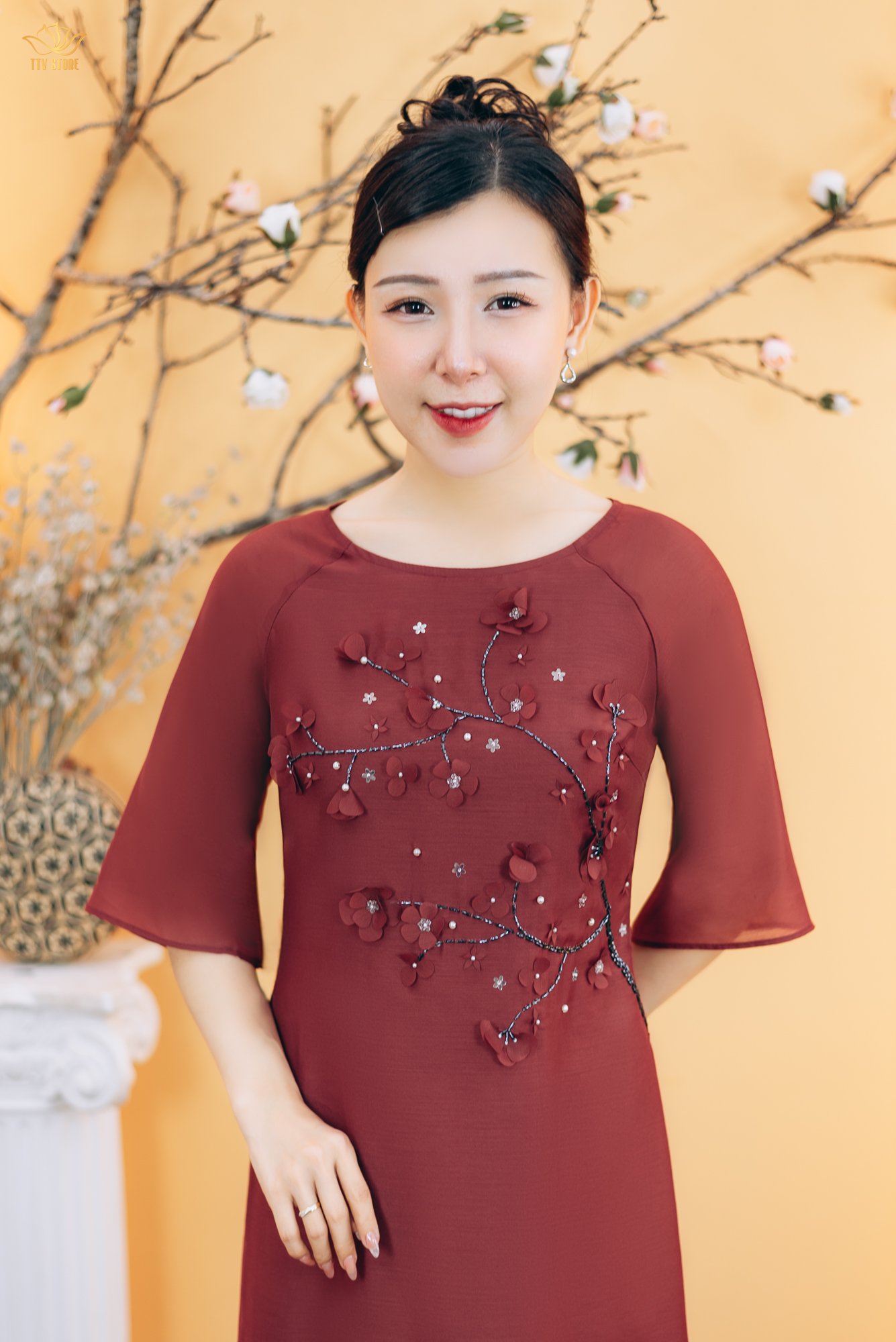 Đầm suông - Cổ tròn kết hoa đính cườm ngọc tay lỡ - CD - Đỏ đô - TTV1875