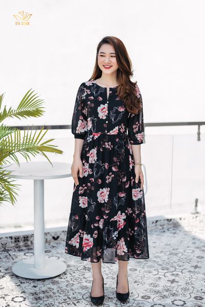 Maxi - Cổ bẻ kết nút tay bo - CD- Đen hoa đỏ - TTV1001