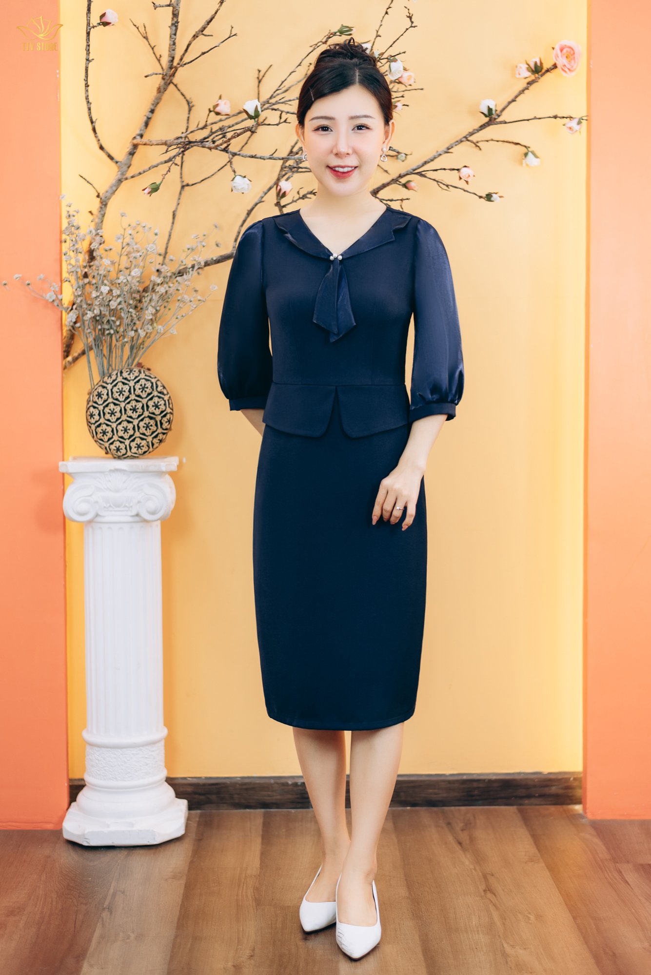 Đầm body - Cổ tim kết ngọc tay lỡ - CT - Xanh đen - TTV1873