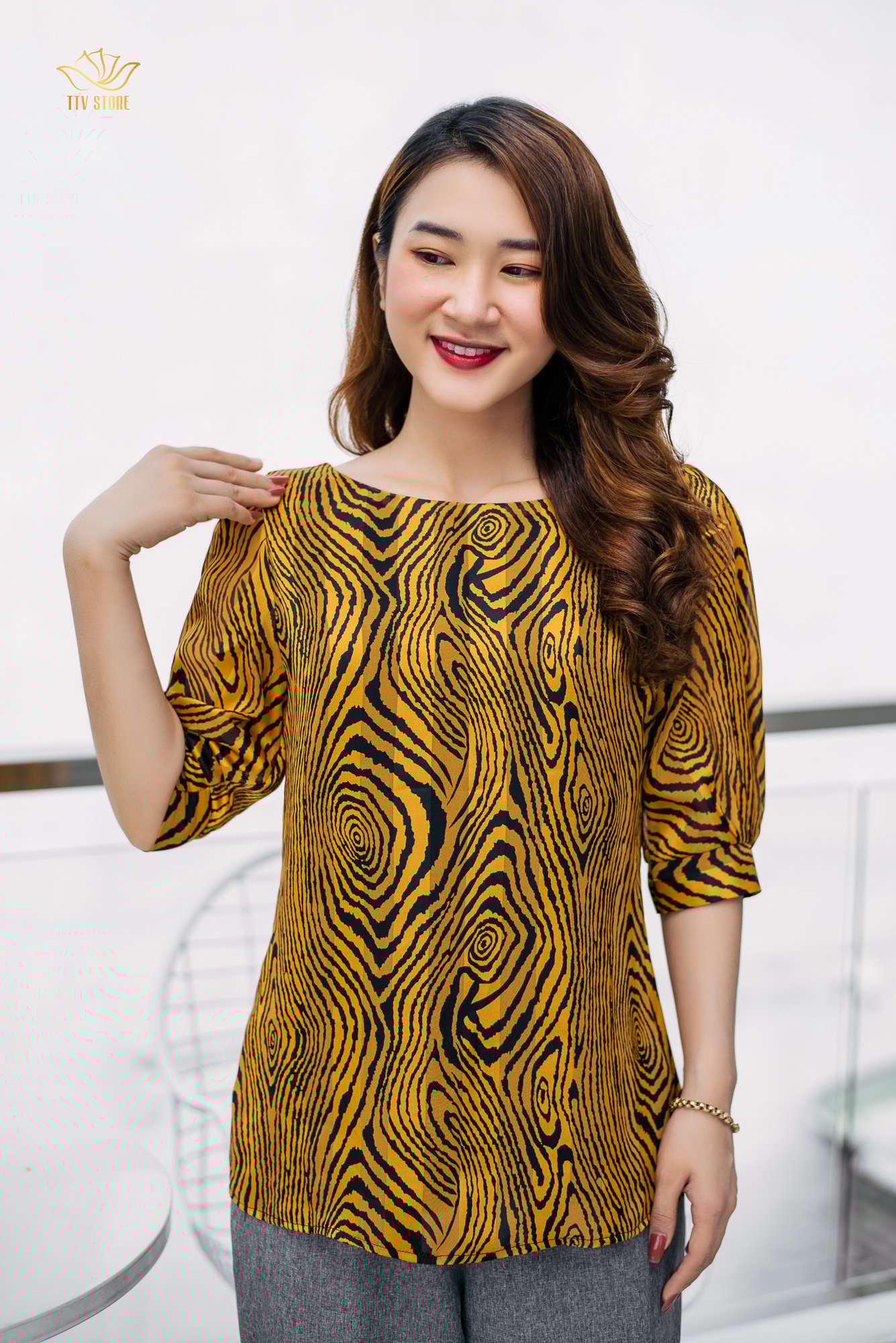 Áo - Cổ tròn tay lỡ - CT - Vàng đồng - TTV1021