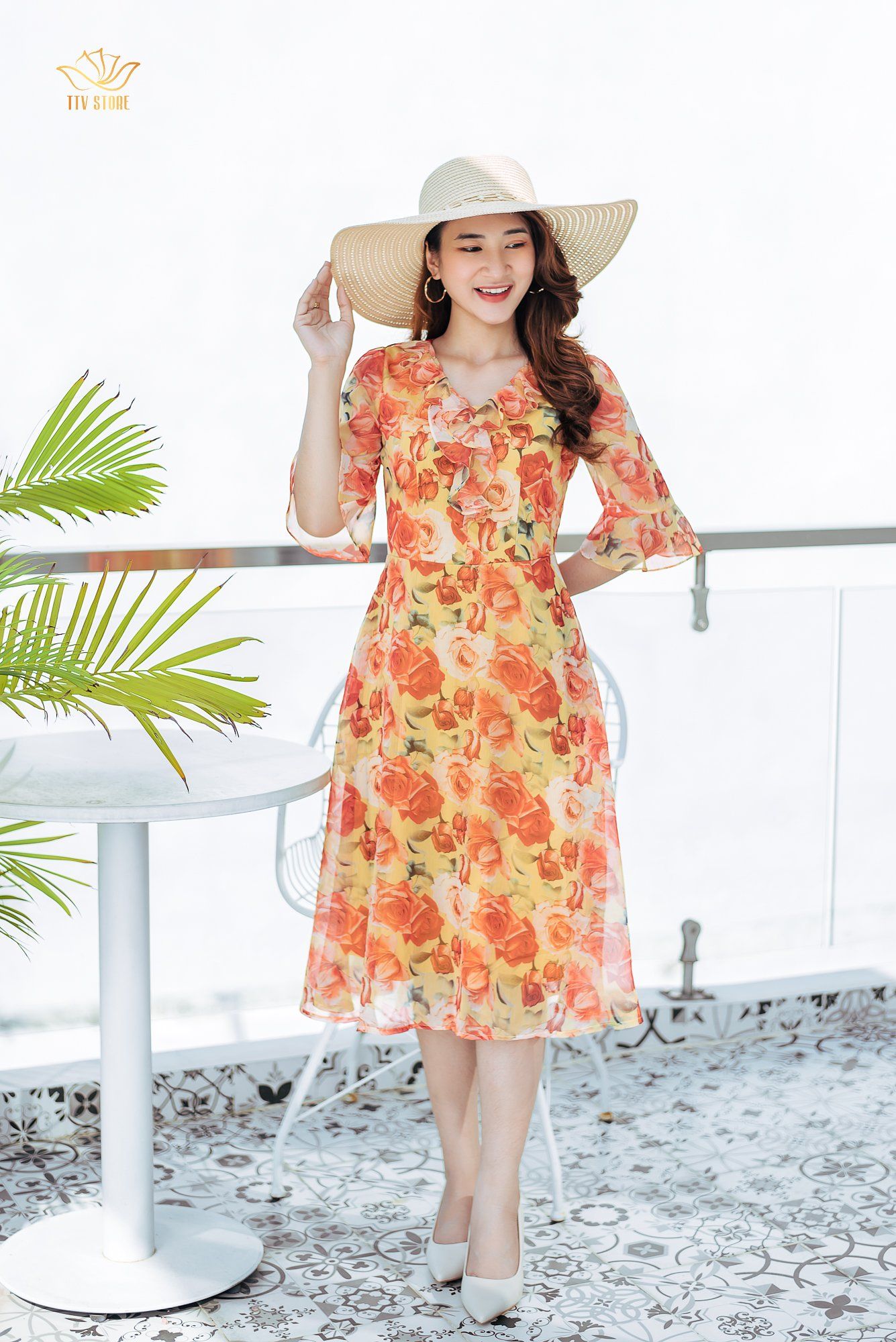 Đầm xoè - Cổ bèo tay chuông - CV - Vàng hoa đỏ - TTV1039 *