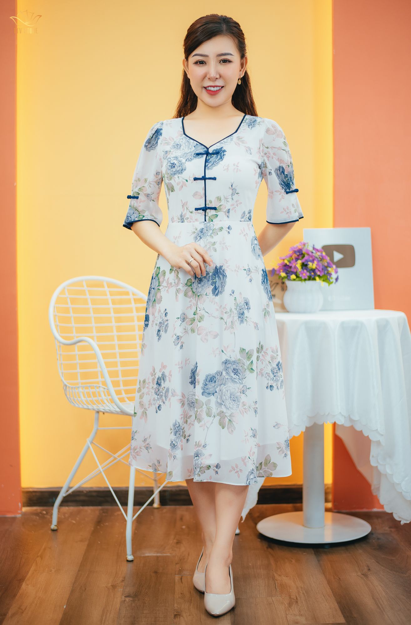 Đầm xòe - Cổ vuông tim nút thắt tàu tay lỡ - CD - Trắng hoa - TTV1549