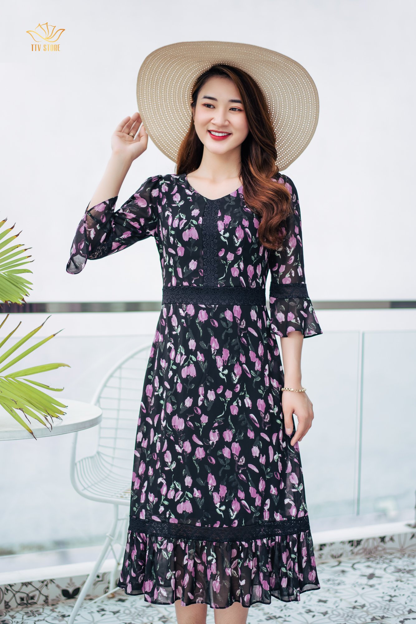 Đầm form A - Cổ tim tay chuông phối ren - CD - Đen hoa tím - TTV1040 *