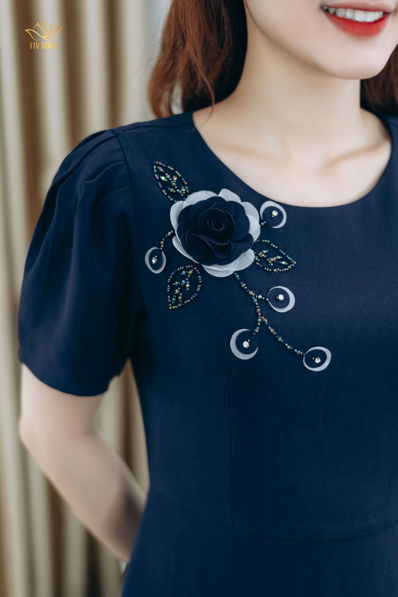 Đầm xòe - Cổ tròn kết hoa tay ngắn - CT - Xanh đen - TTV1282