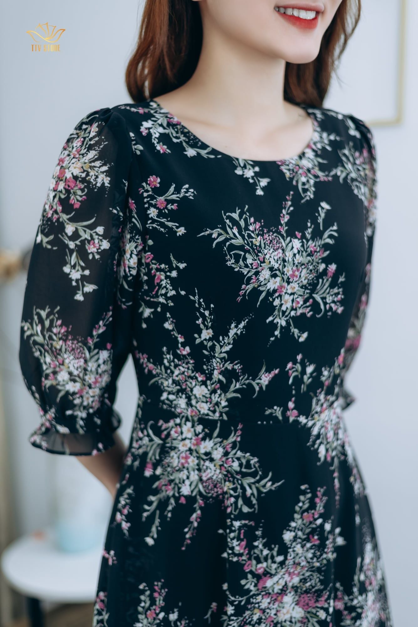 Đầm maxi - Cổ tròn tay lỡ - CD - Đen hoa - TTV1297