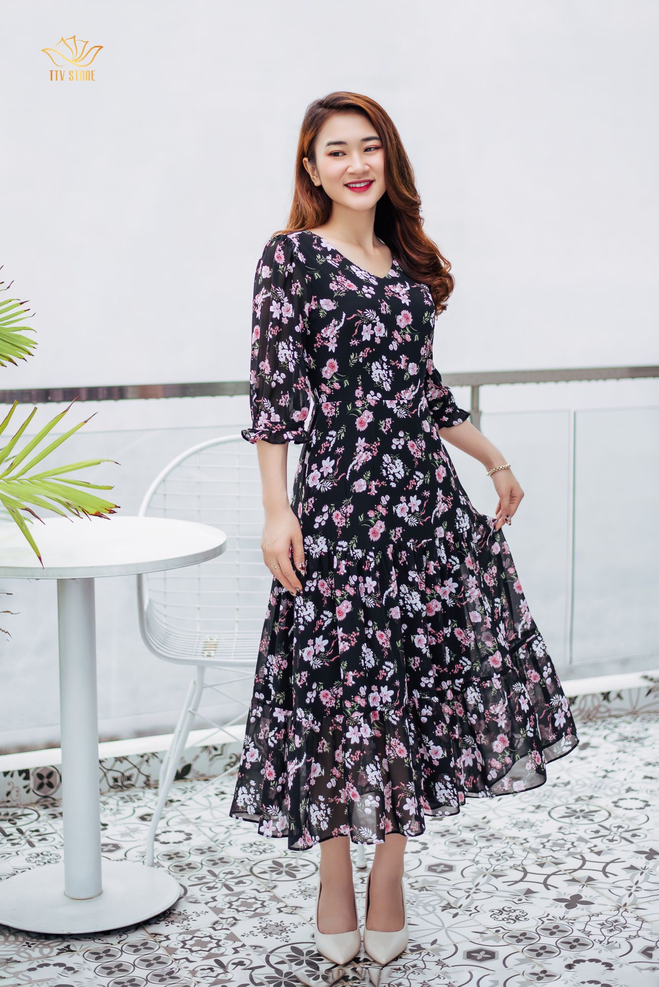 Maxi - Cổ tim tay lỡ - CD - Đen hoa hồng - TTV1062 *