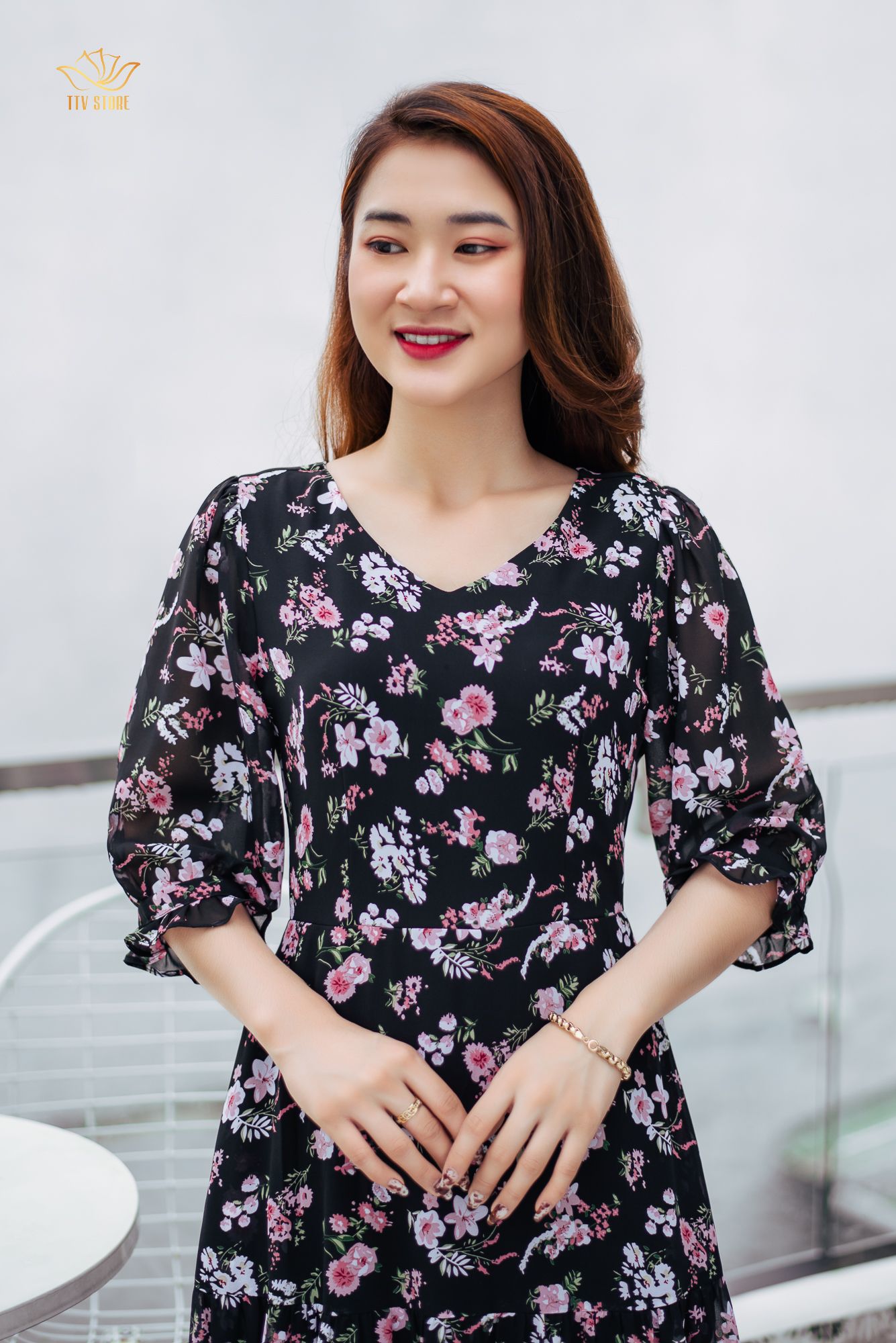 Maxi - Cổ tim tay lỡ - CD - Đen hoa hồng - TTV1062 *