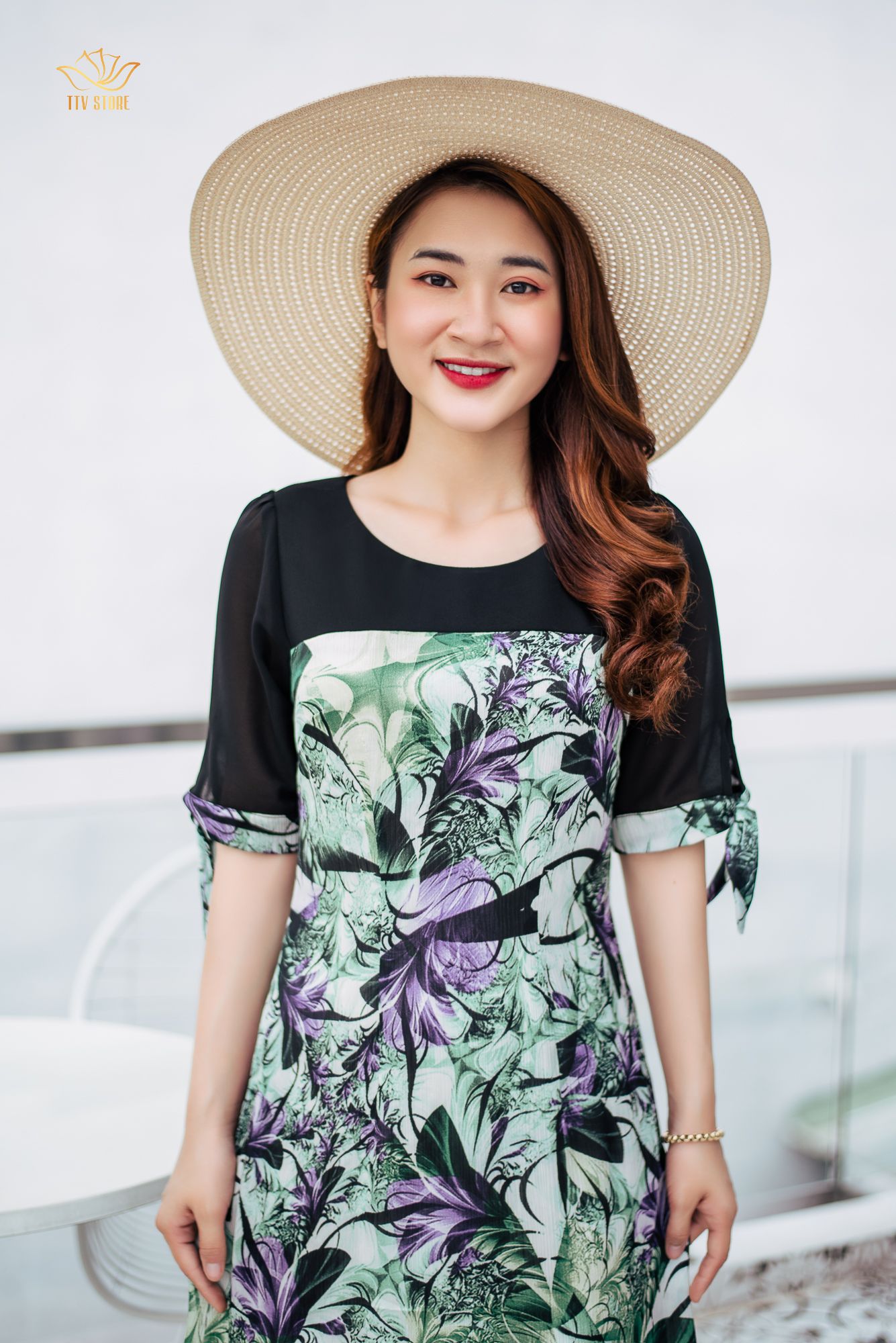 Đầm suông - Cổ tròn tay lỡ cột nơ - CV - Xanh hoạ tiết - TTV1059 *