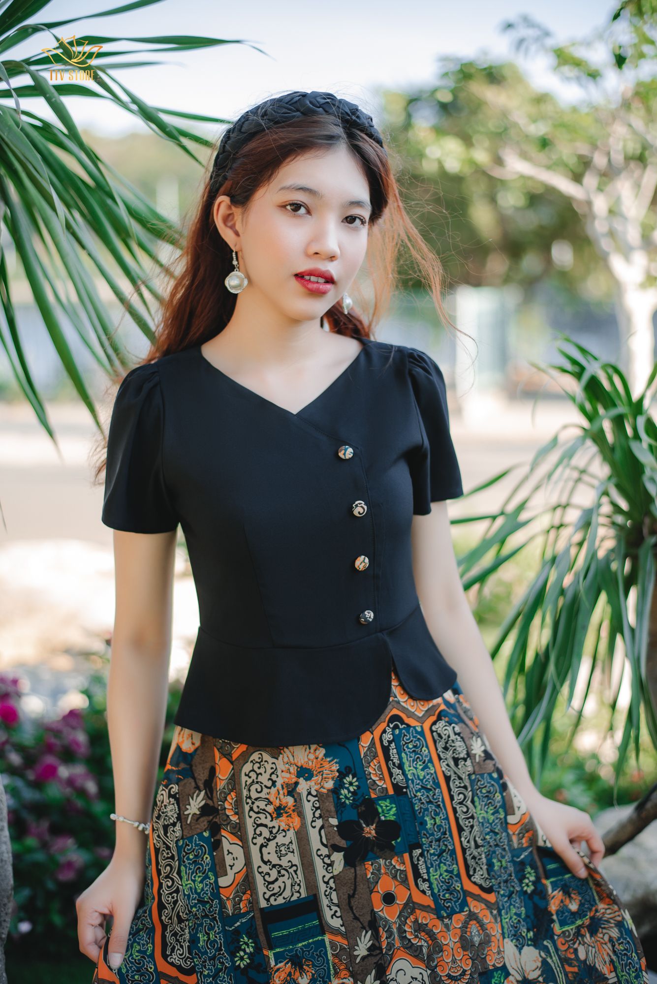 Đầm xòe - Cổ tim kết nút tay ngắn - CD - Đen họa tiết - TTV1344