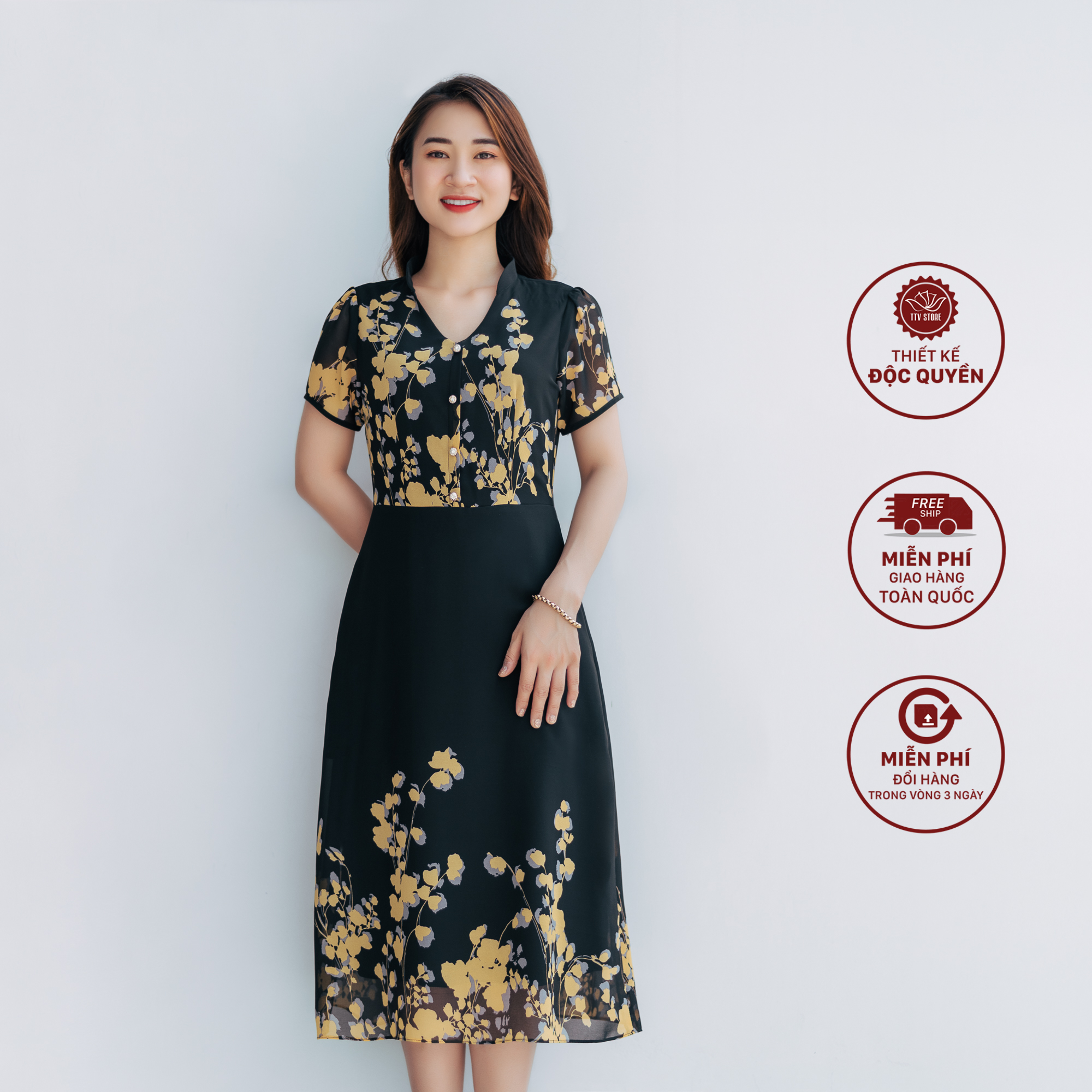 Đầm form A - Cổ V kết nút tay ngắn - CD - Đen hoa vàng - TTV1066