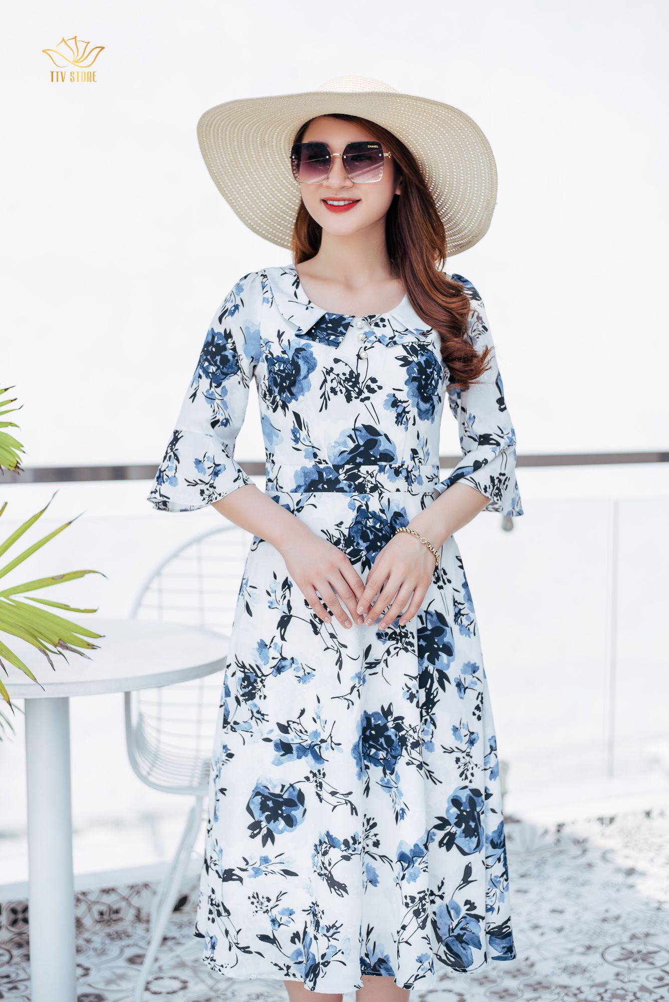 Đầm form A - Cổ lá sen kết nút - CV - Trắng hoa xang - TTV1068 *