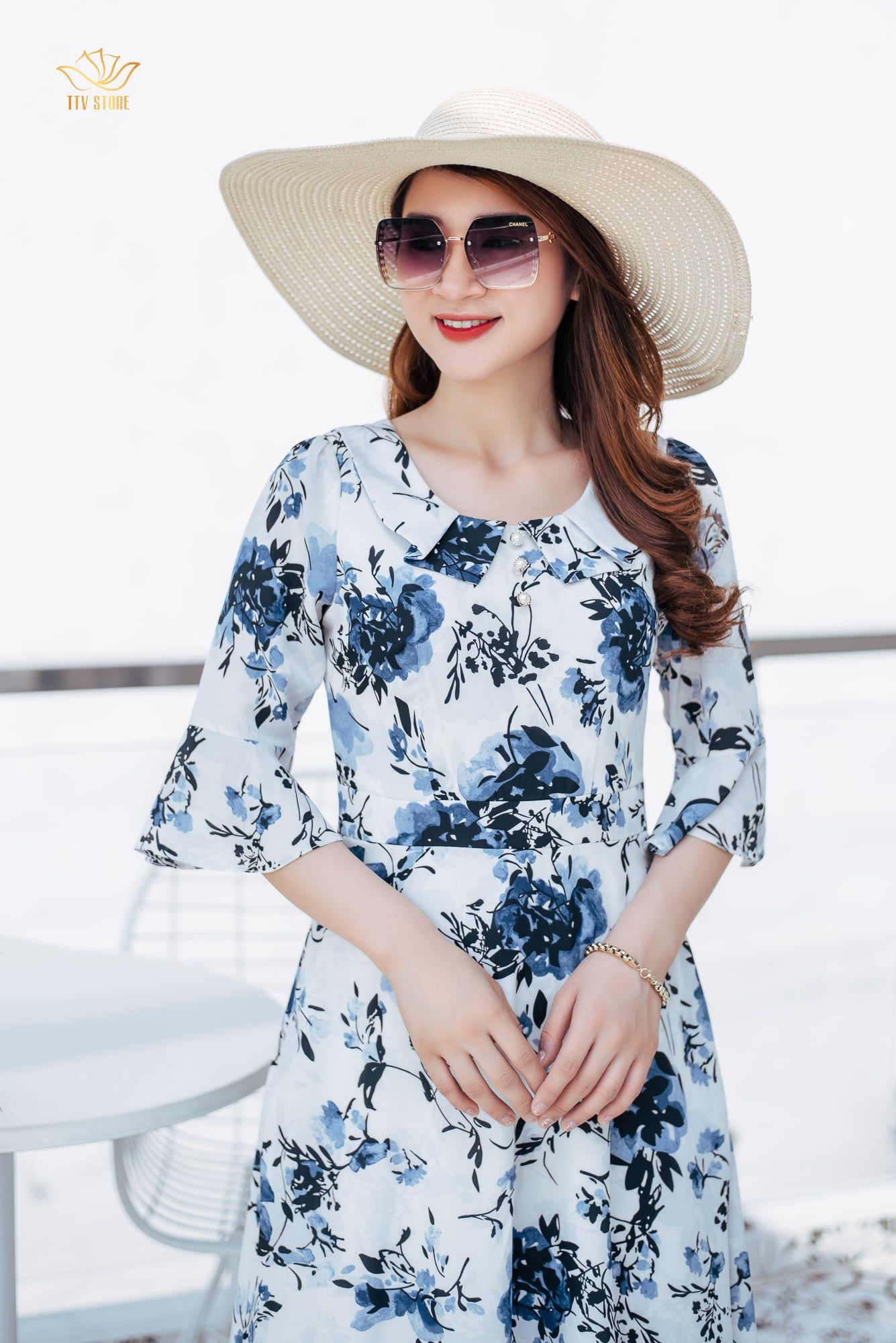 Đầm form A - Cổ lá sen kết nút - CV - Trắng hoa xang - TTV1068 *