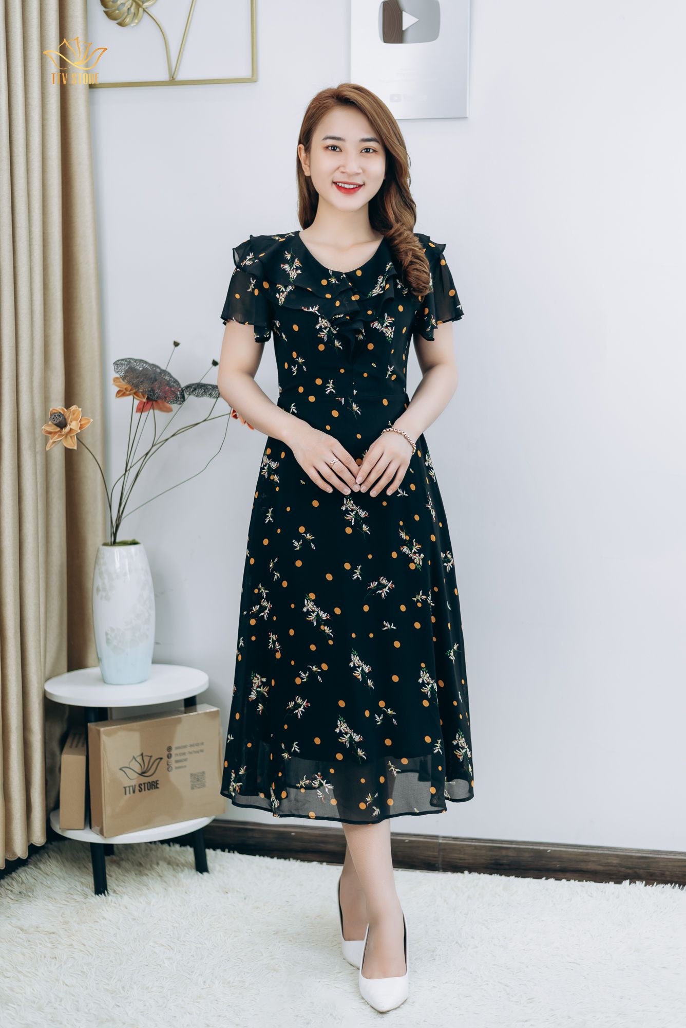 Đầm xòe - Cổ tim bèo tay ngắn - AH - Đen họa tiết - TTV1318