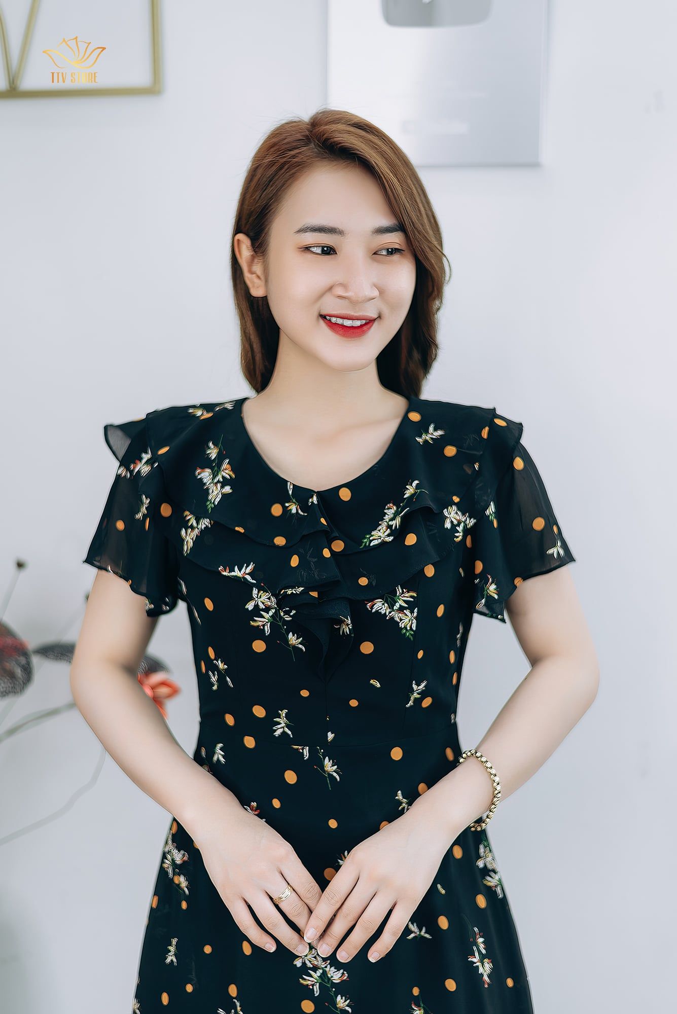 Đầm xòe - Cổ tim bèo tay ngắn - AH - Đen họa tiết - TTV1318