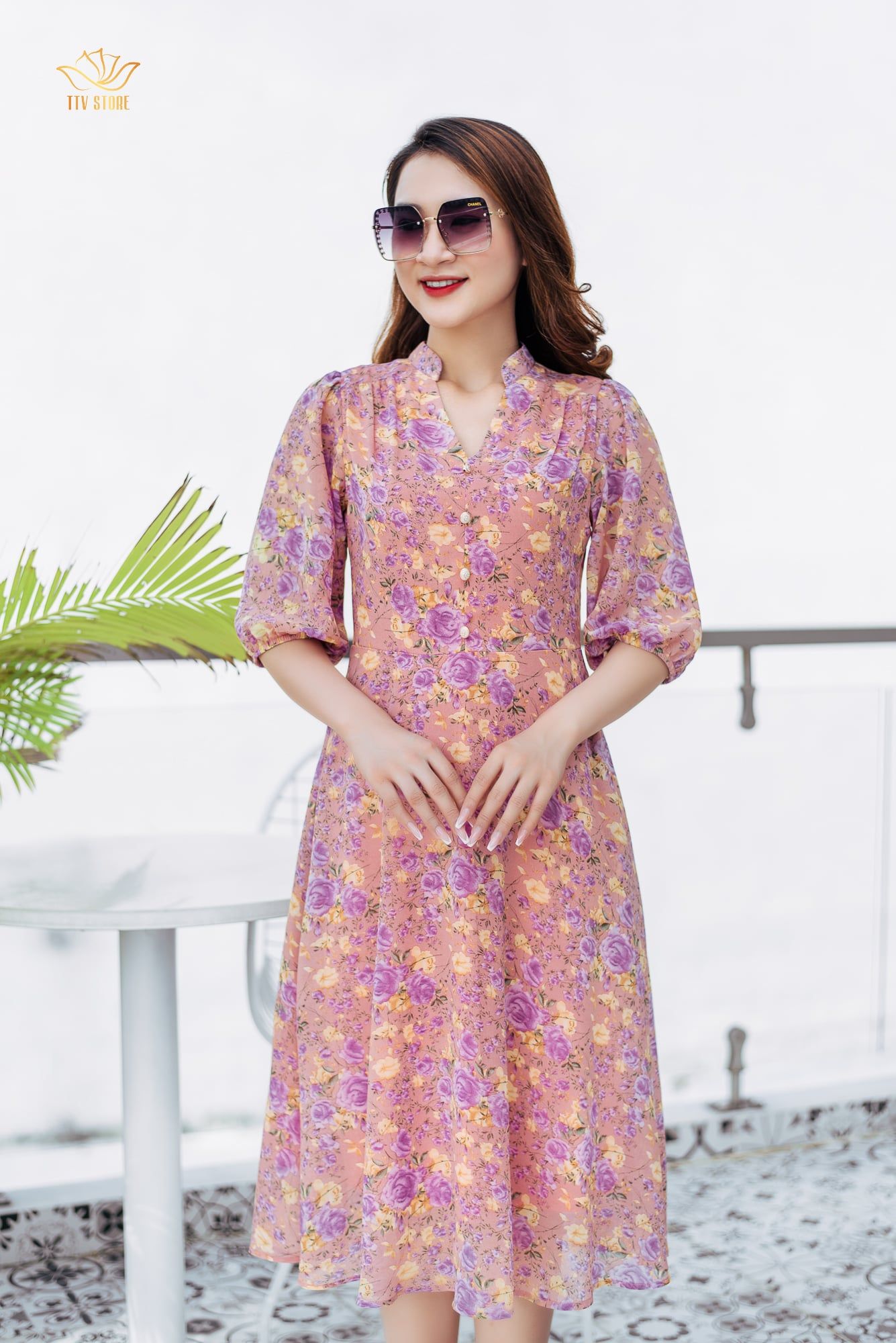 Đầm form A - Cổ trụ kết nút tay bo - CV - Hồng hoa tím - TTV1077