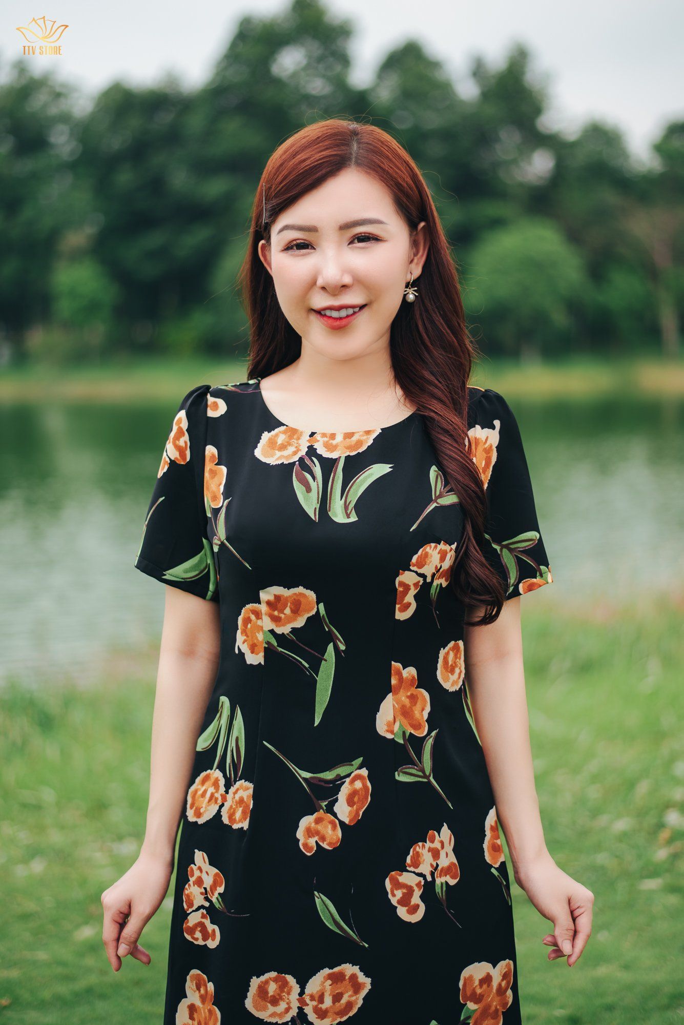 Đầm suông - Cổ tròn tay ngắn - CD - Đen hoa nâu - TTV1570