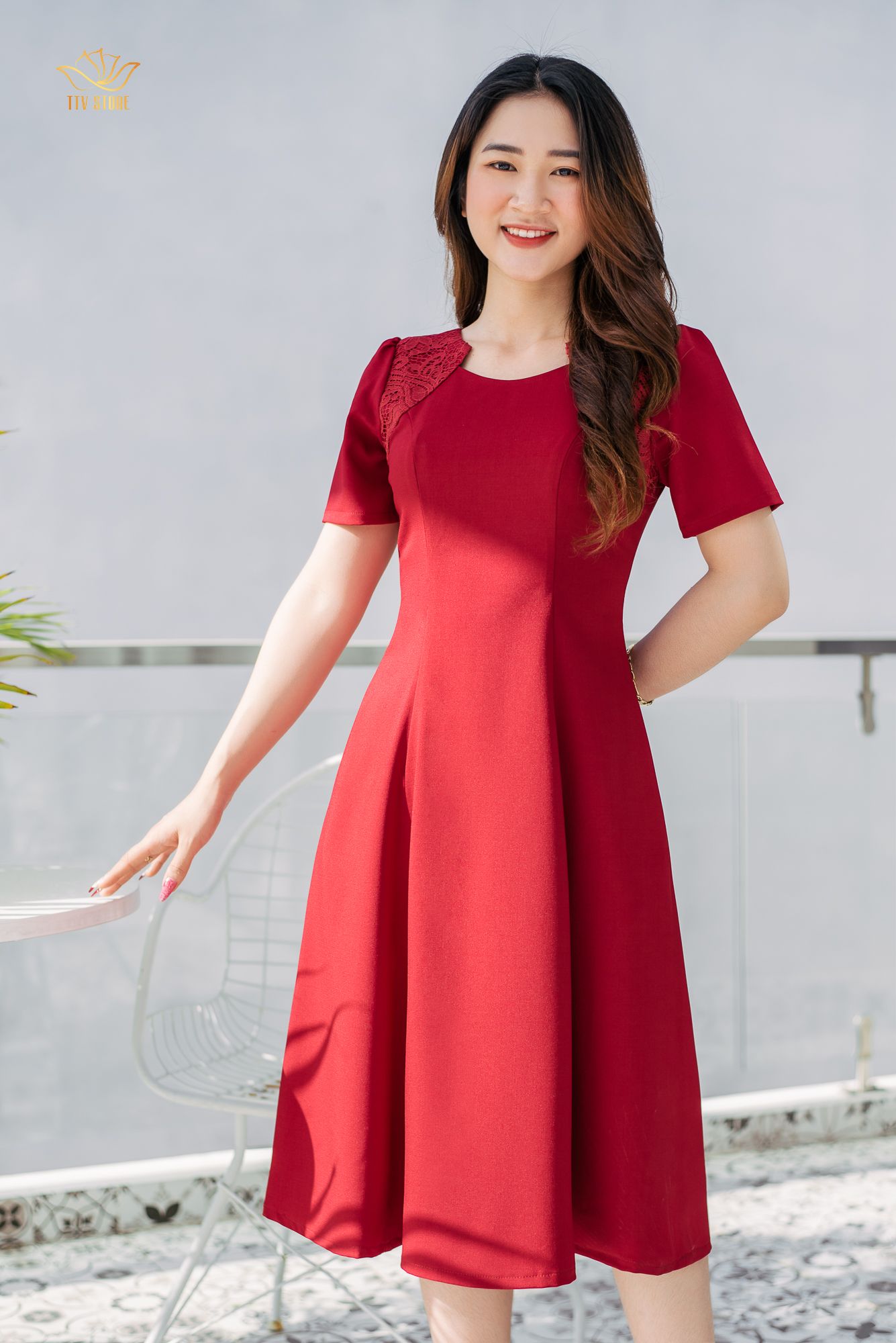 Đầm xoè - Cổ tròn phối ren - CV - Đỏ đô - TTV814