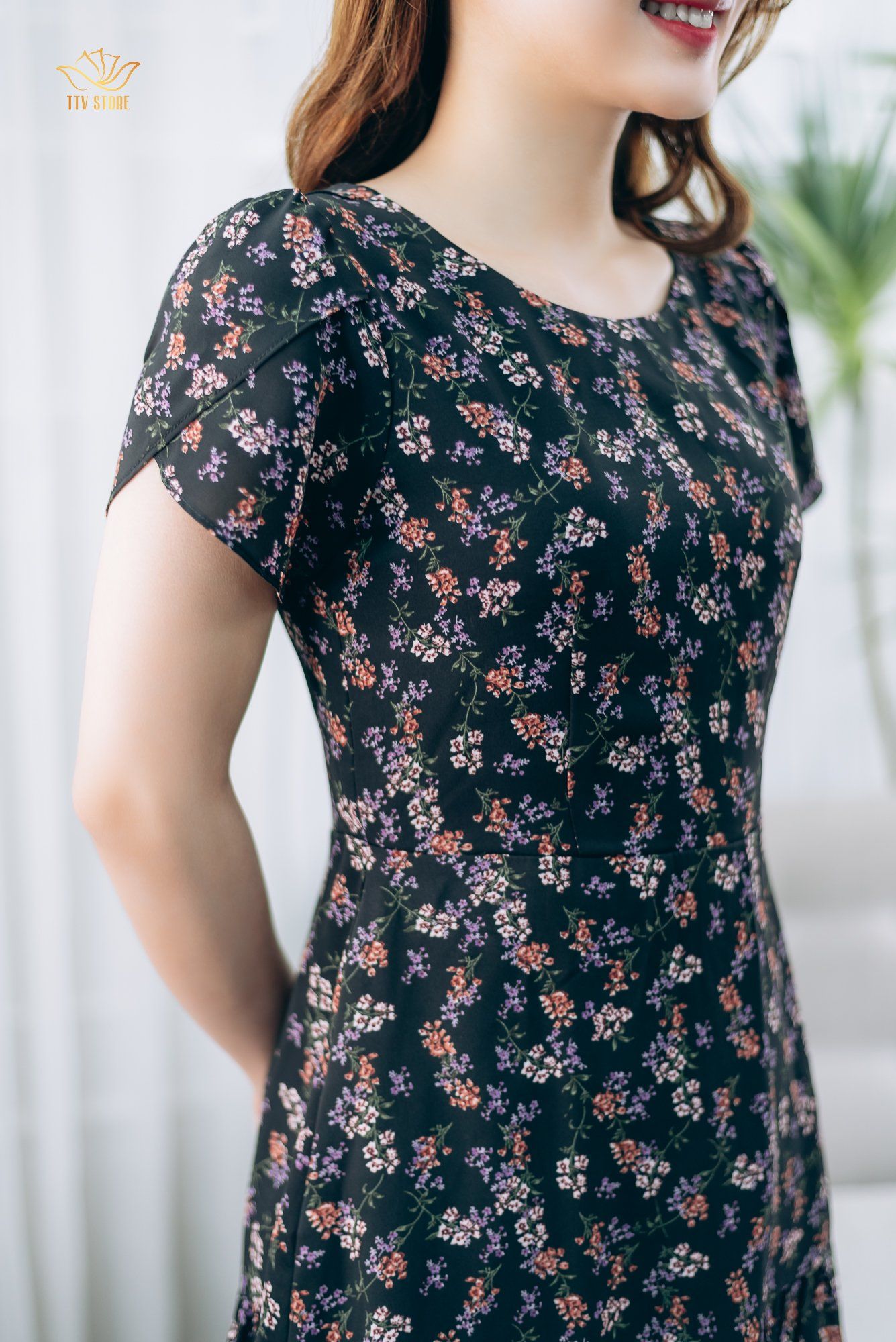 Đầm maxi - Cổ tròn tay búp - CD - Đen hoa - TTV1345