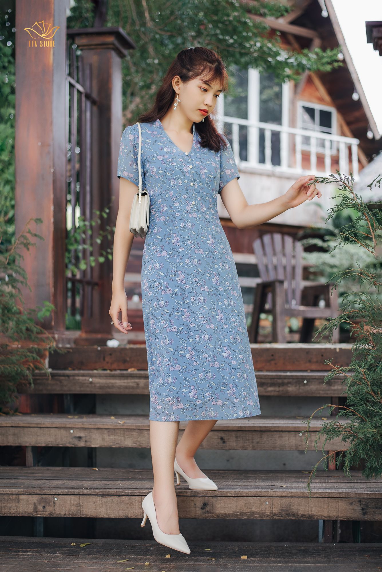 Đầm form A - Cổ trụ kết nút tay ngắn - CD - Xanh hoa hồng - TTV1078