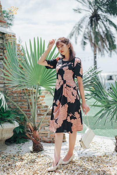 Đầm form A - Cổ tròn tay ngắn - CT - Đen hoa - TTV1075