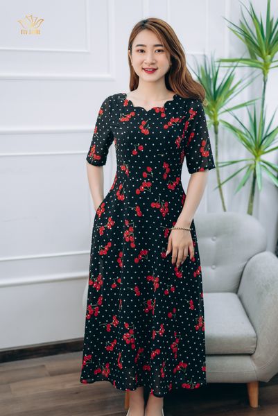 Đầm xòe - Cổ sóng nước tay ngắn - CV - Đen Bi - TTV1372