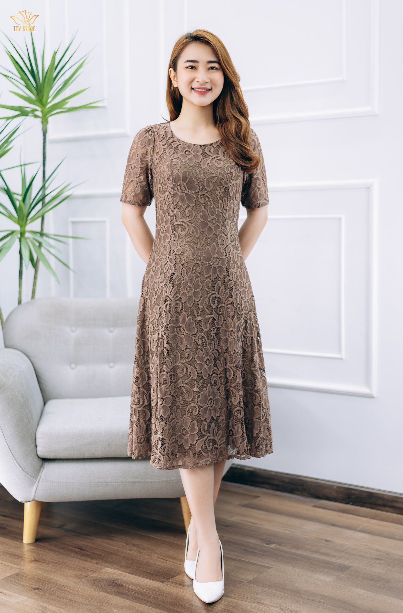 Đầm xòe - Cổ tròn tay ngắn - CT - Ren Nâu Tây - TTV1369