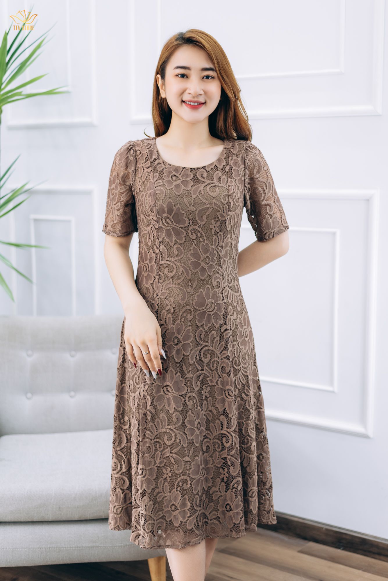 Đầm xòe - Cổ tròn tay ngắn - CT - Ren Nâu Tây - TTV1369