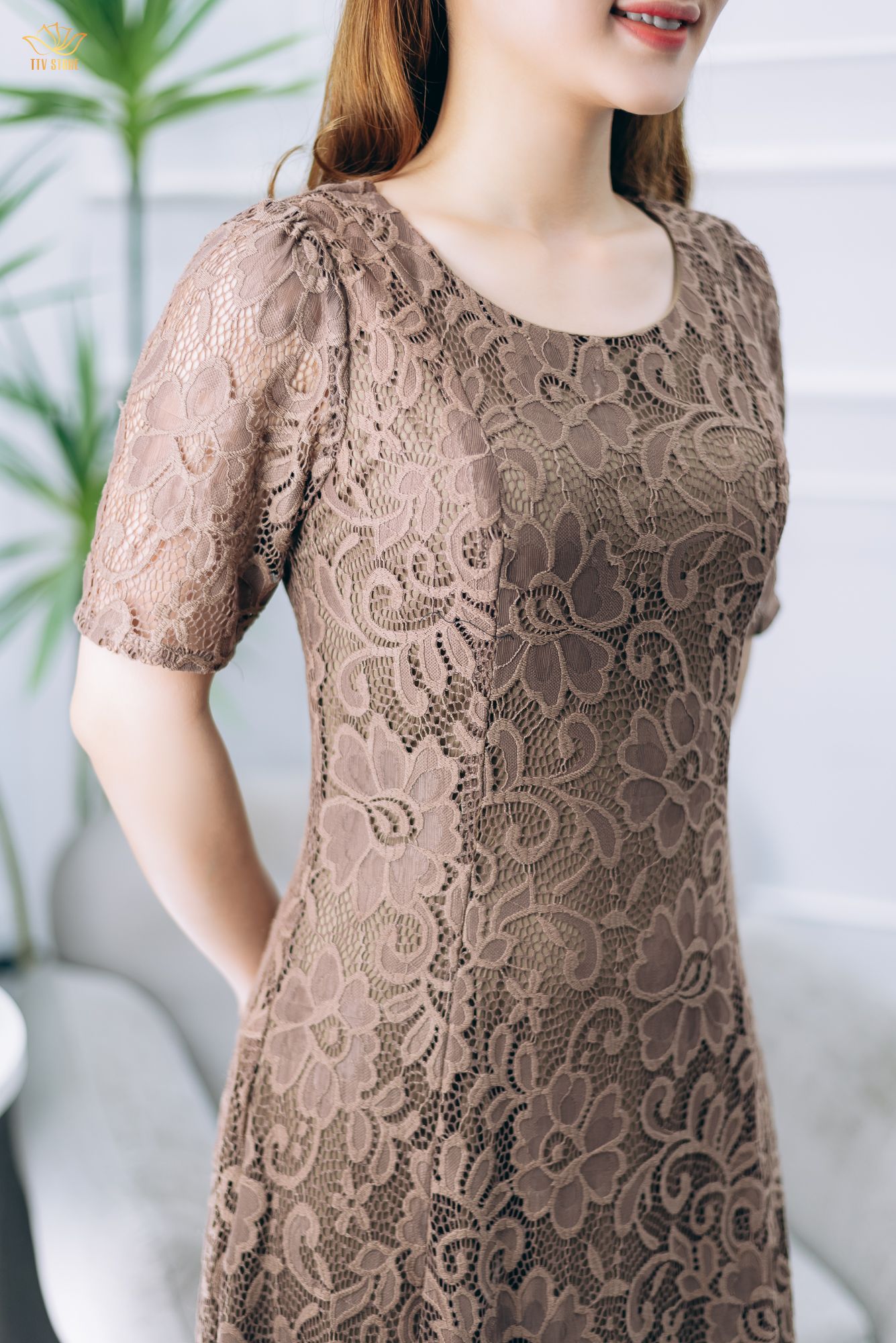 Đầm xòe - Cổ tròn tay ngắn - CT - Ren Nâu Tây - TTV1369