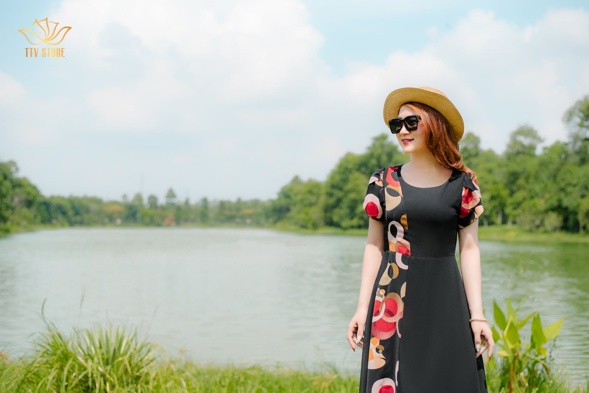 Đầm xòe - Cổ tròn tay búp - AH - Đen họa tiết - TTV1387