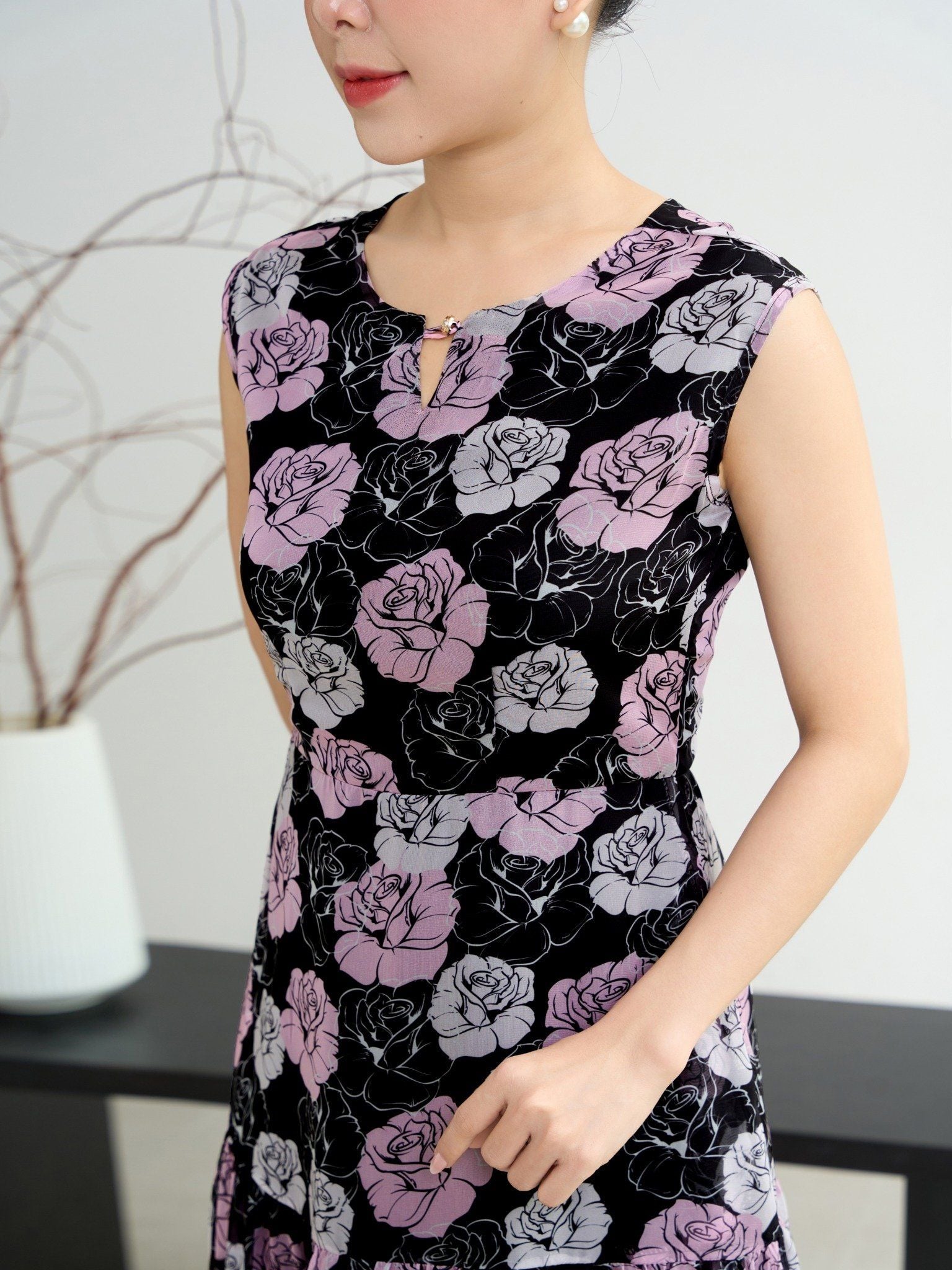 Đầm maxi - Cổ tròn khoét V tay sát nách - CD - Đen hoa - TTV1891