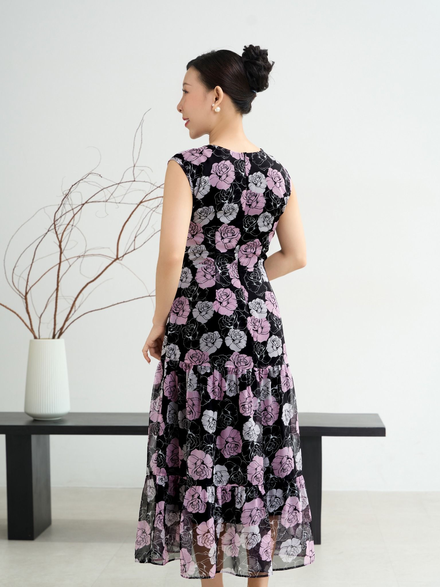 Đầm maxi - Cổ tròn khoét V tay sát nách - CD - Đen hoa - TTV1891