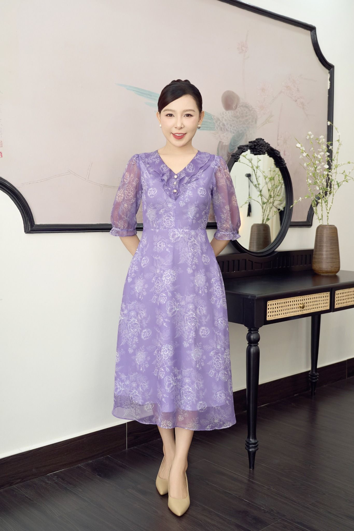 Đầm xòe - Cổ tim bèo kết nút tay lỡ - CV - Tím hoa trắng - TTV1921