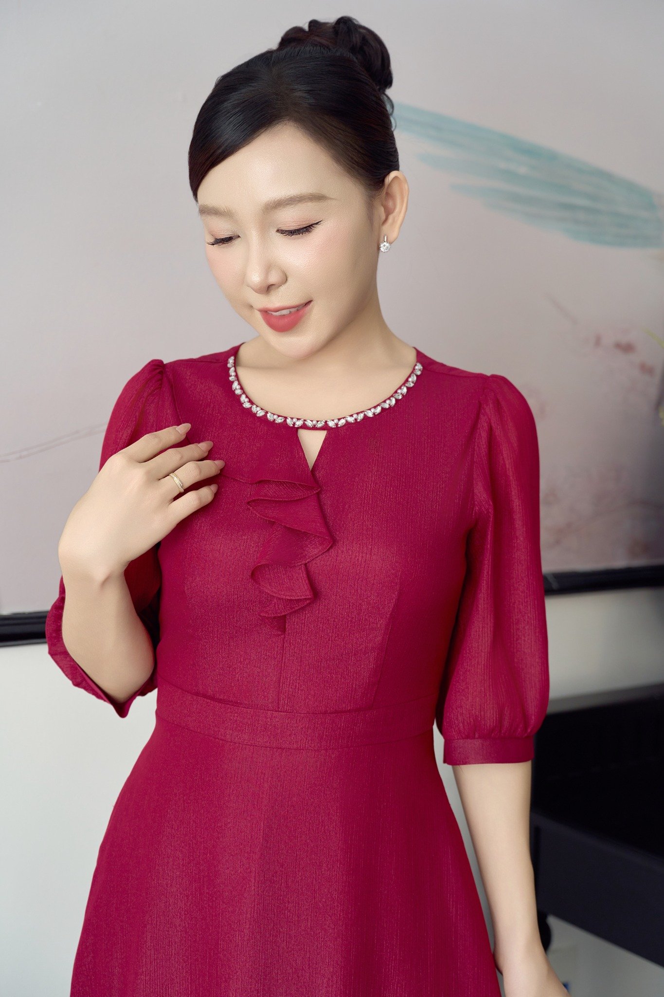 Đầm xòe - Cổ tròn đính đá khoét V tay lỡ - CT - Đỏ đô - TTV1896