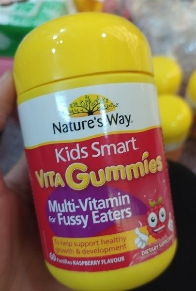 Kẹo Dẻo Nature's Way Vita Gummies Multi-Vitamin Dành Cho Bé Biếng Ăn 60 Viênv