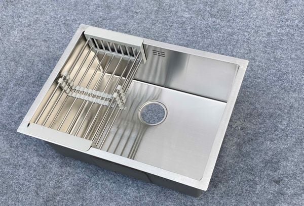 Chậu rửa bát âm bàn 1 hố KG-60×45 inox – Chống gỉ bền bỉ, lắp âm bàn tiện dụng
