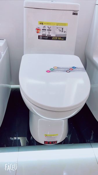 Bồn cầu nhập khẩu Tây Ban Nha BT-365 sứ cao cấp – Xả xoáy mạnh, tiết kiệm nước