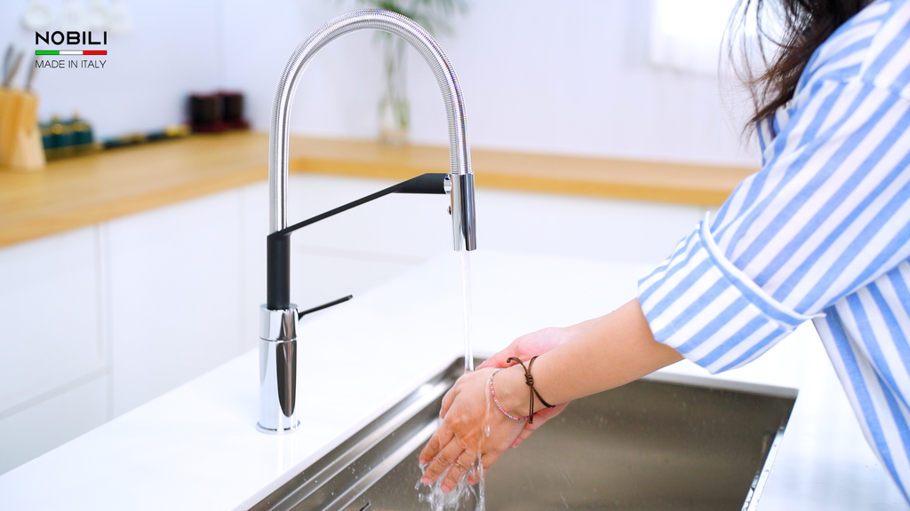 Vòi rửa bát heron NB228