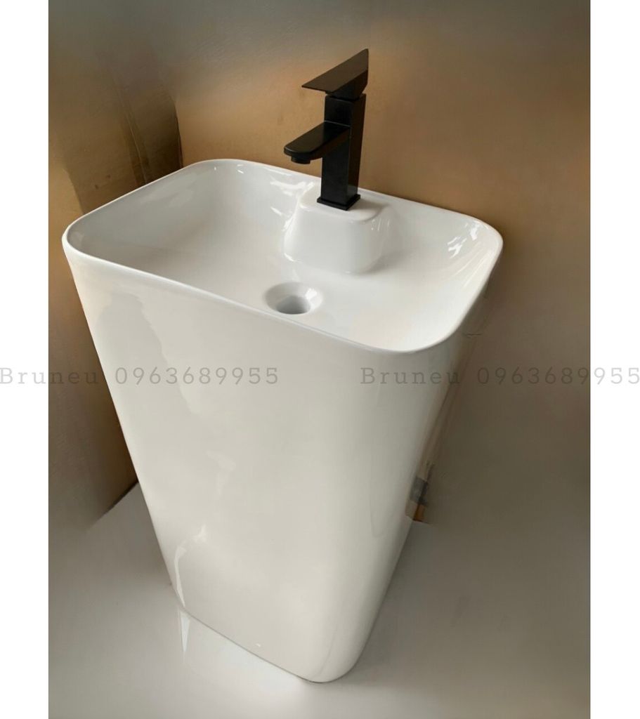 Trụ lavabo liền chân chữ nhật vát BR 378