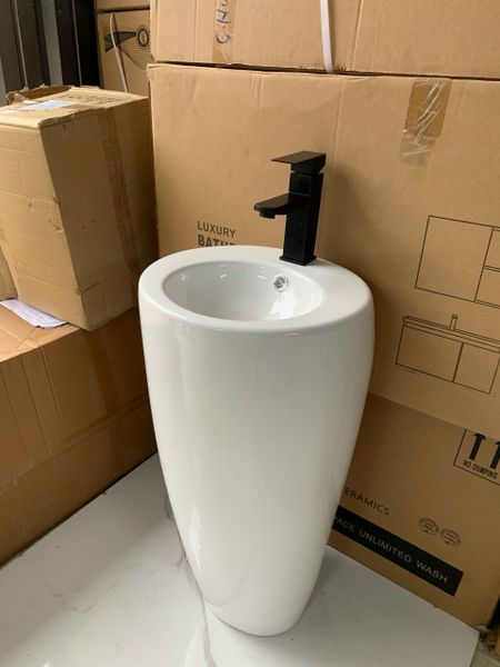 Trụ lavabo liền chân BR 257