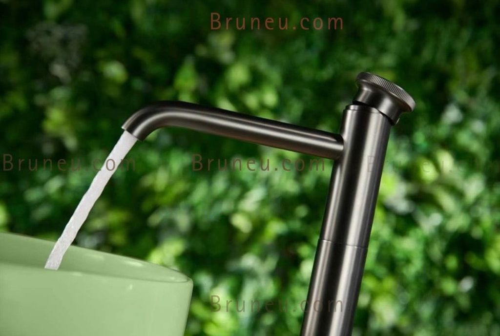 Vòi lavabo đặt sàn màu ghi cao cấp DL 245
