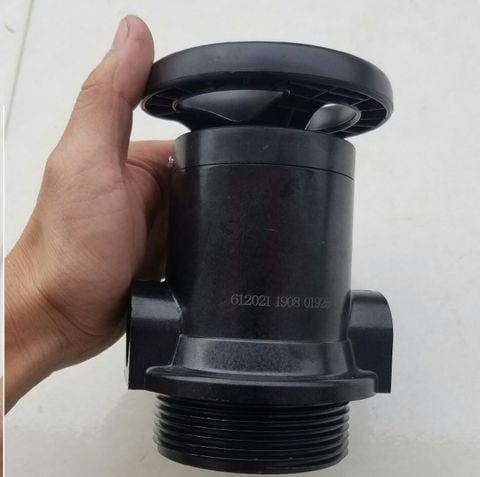 Van 5 cửa, 5 ngả sục rửa bằng tay