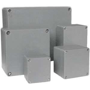 Hộp điện kỹ thuật Trinity nắp đục