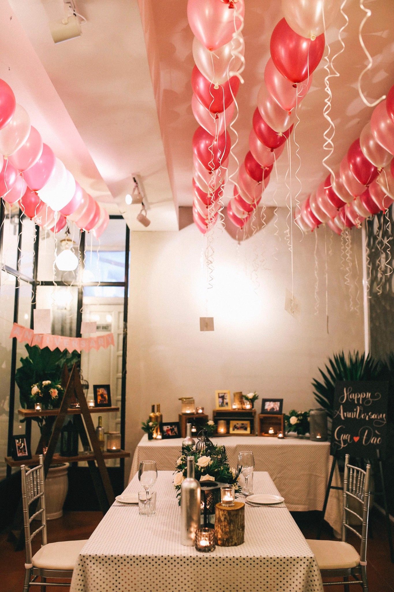 Một Khong Gian Rieng Tư Kiểu Cach Trang Tri Ban Tiệc Nhẹ Nhang Va Tha Oz Coffee House