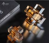 Khối trang trí hoạ tiết hình học pha lê cam