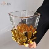 Ly whiskey đế tạo khối vàng