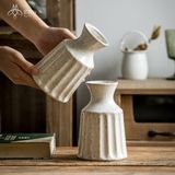 Bình cổ thắt miệng loe hoạ tiết sọc thân