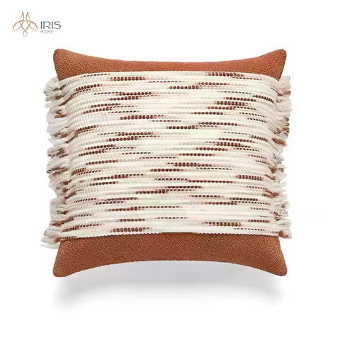 Gối vải cam chi tiết sợi nổi bề mặt kèm tua rua tassel